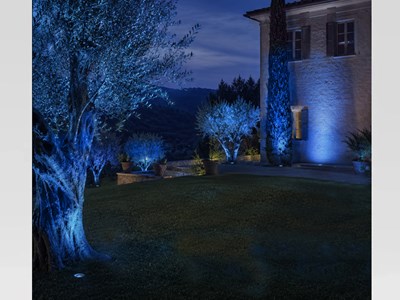 Full Moon Recessed. <br>Nuove Emozioni 